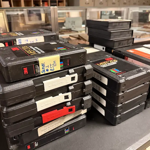 3M U-matic master broadcast videocassettes preserved by the University of Science and Philosophy